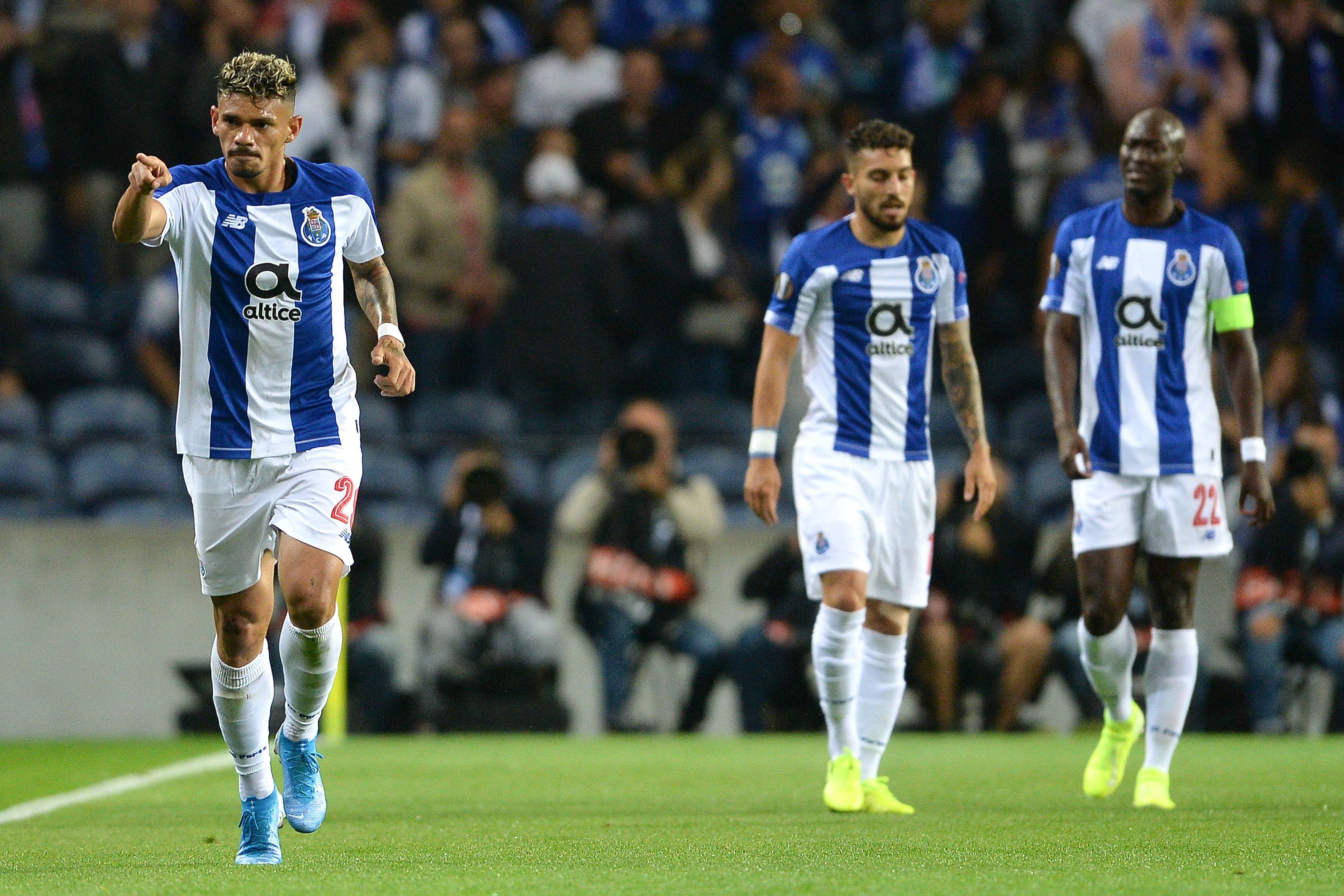 九游娱乐 -包含国际比赛日洛杉矶快船调整名单以备葡超；止住颓势环节打磨；管理层满意；阵容厚度经受考验的词条